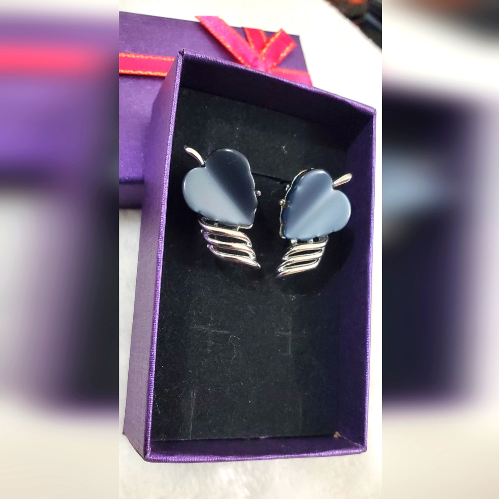 Vtg. Thermoset Gray Clip-on Earrings